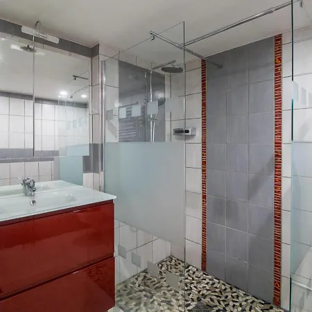 Appartement Appartement Murol, 2 Pieces, 2 Personnes - Fr-1-630-213 Murol