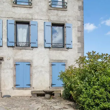 Appartement Murol, 2 Pieces, 2 Personnes - Fr-1-630-213 *
